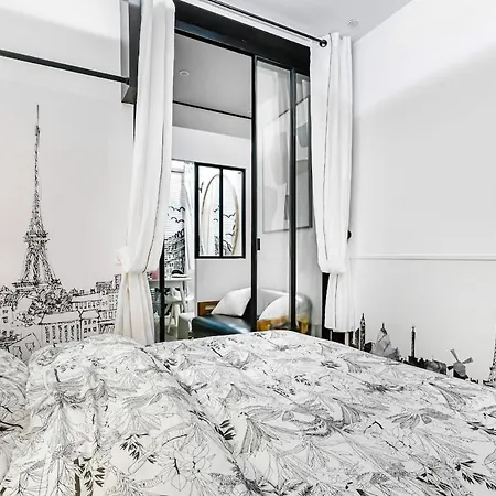 Jacuzzi&balneotherapy For A Passionate Couple Parigi